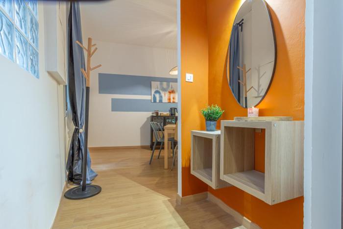 Cozy ThreeRoom Apartment In The Heart Of Bologna