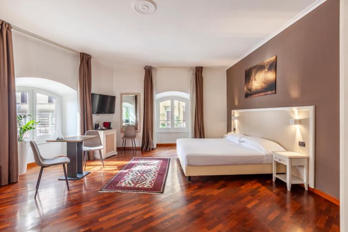 Inn Rome Rooms & Suites