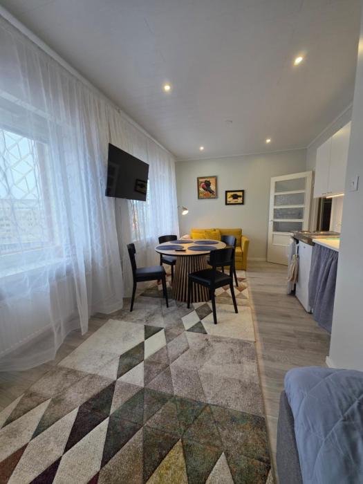 Yksiö kahdelle hengelle keskellä Lahtea