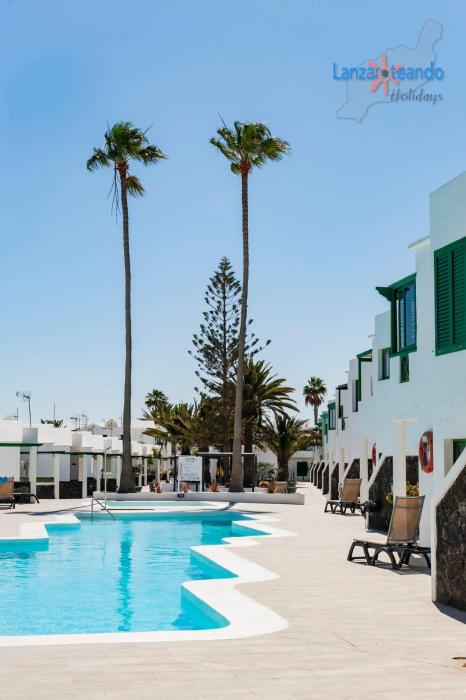 Estrella del Mar VV ground floor apt wifi IPTV AIRCON San Fermin