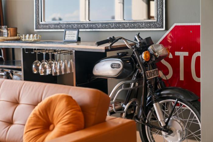 Hollywood Beach Speakeasy Condo