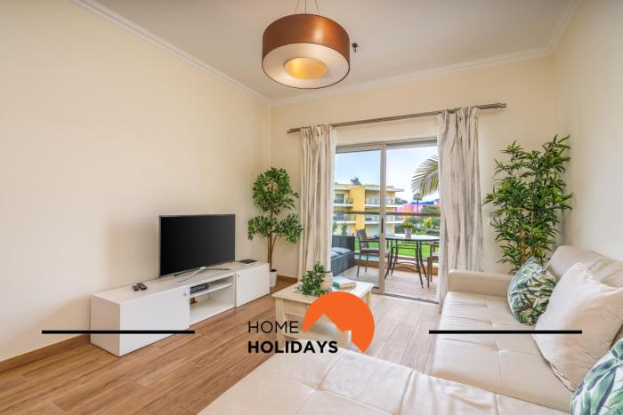 #010 Marina by Home Holidays