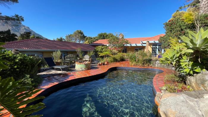 Unique Hout Bay House