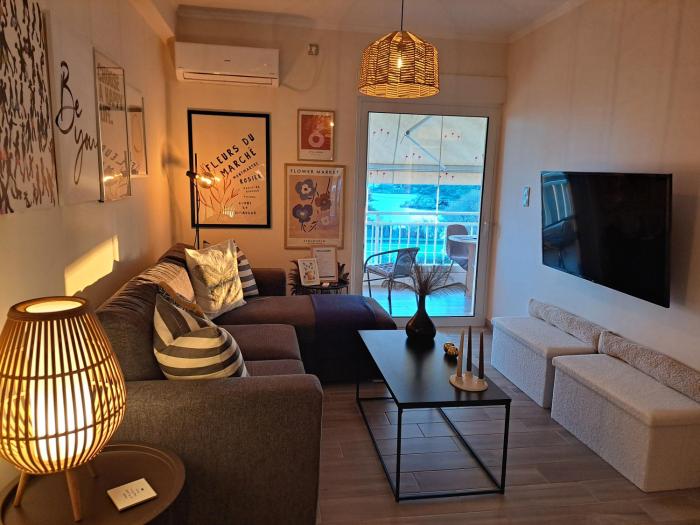 Amazing sea view apartment in Lagonissi