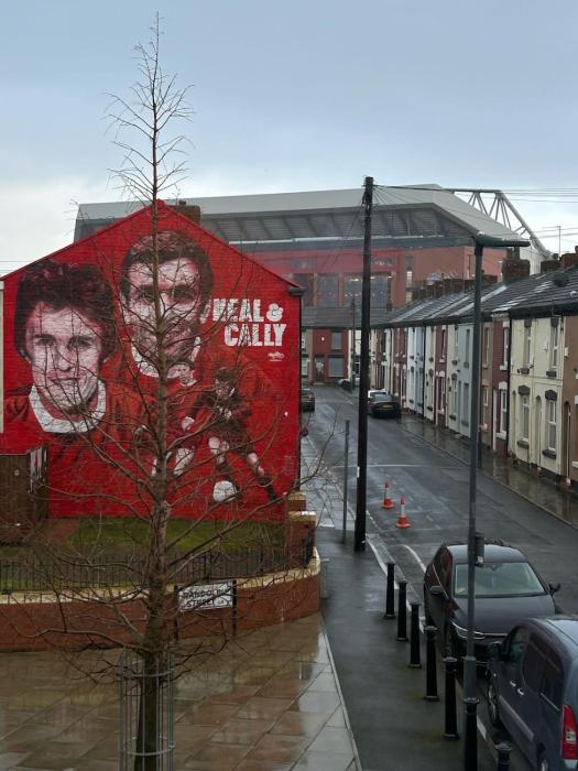 18 Anfield 5 min walk Sleeps 7 4BR 5Bed 3Bathrms