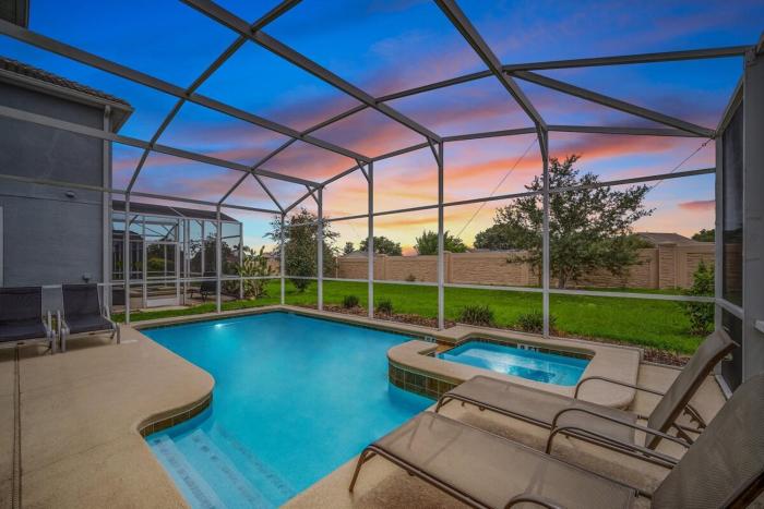 Cozy 6BR VillaPool Spa 1614MV 1497