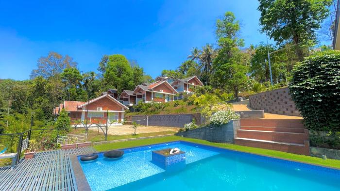 Monarda Resort