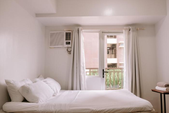 The Ultimate Chill Crib