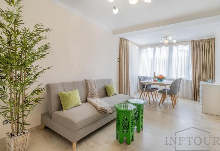 Inftour Apolo III Atico