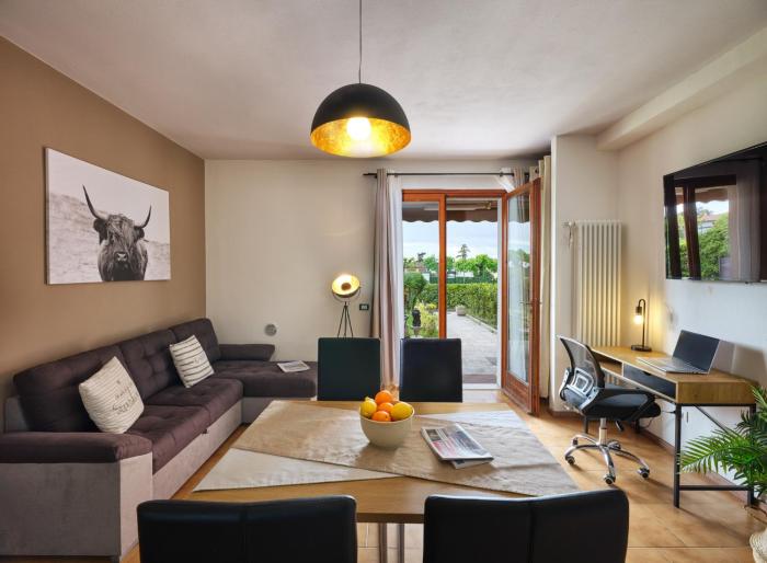 MARKUS - Regarda Travel