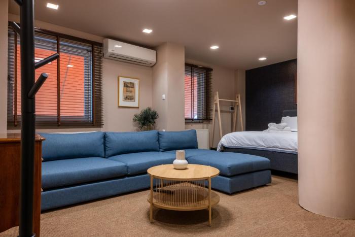 Lux Downtown Kolonaki