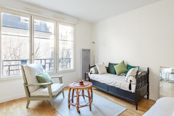 Dames - Studio lumineux Gare Saint-Lazare