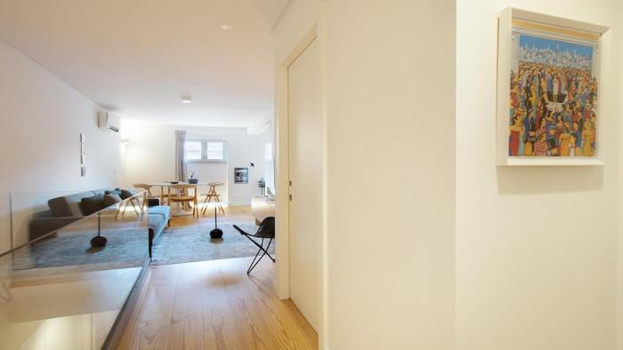 Principe Real Charming Duplex Apt AC Ground Floor