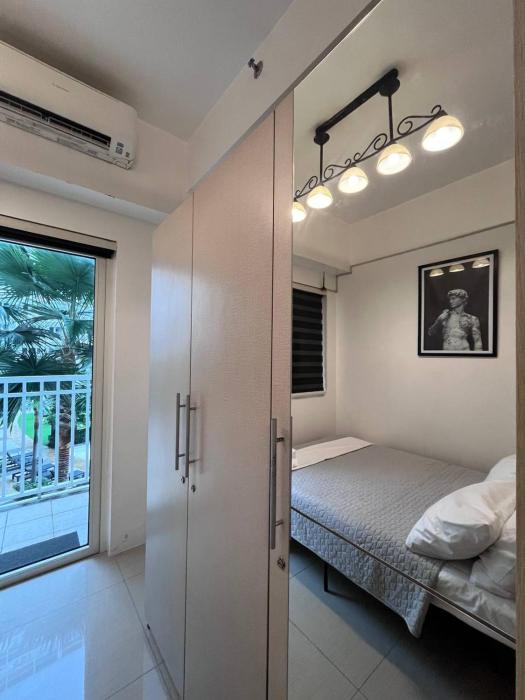 Biglaang Lakad by Metro Staycation