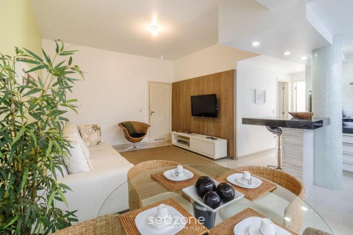 Apto térreo a 5min da Praia do Forte EMA101