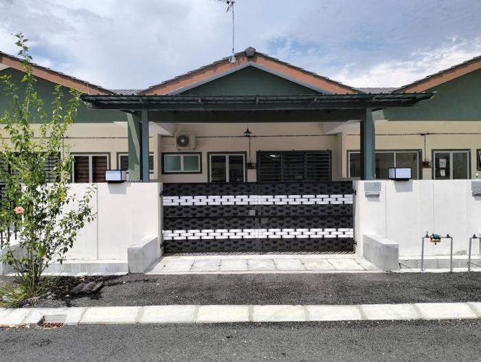 Homestay Panda Seri Iskandar Location nearby Uitm Utp KPM