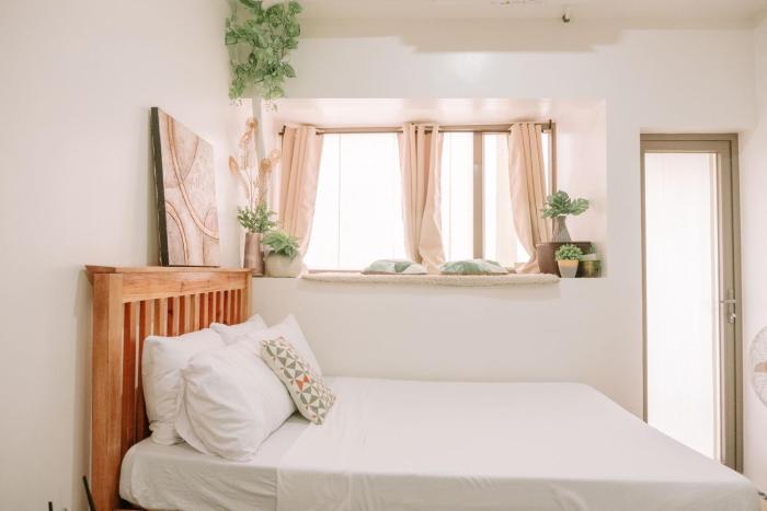 Tropical Bliss in the Metro