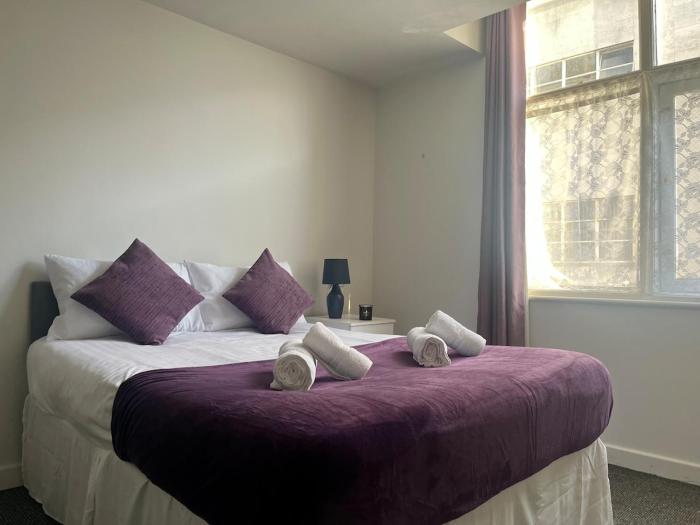 Beautiful Wolverhampton Studio