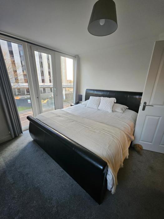 2 Bed Ensuite in Poole Town Centre