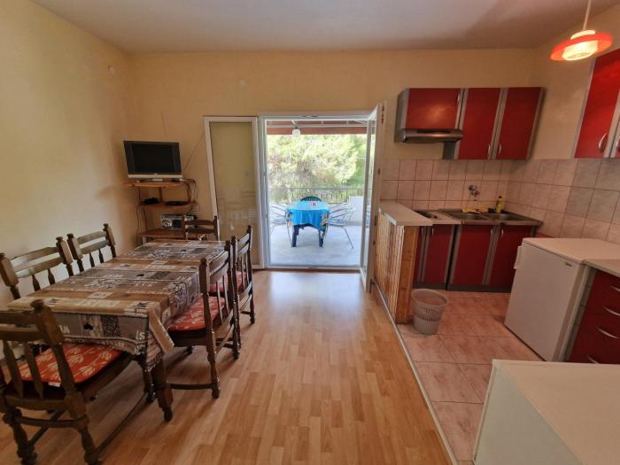 Apartment in Okrug Donji with sea view, terrace, air conditioning, WiFi 5136-1