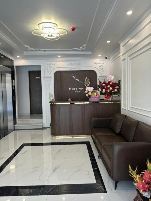 Phượng Hoàng hotel mỗ lao