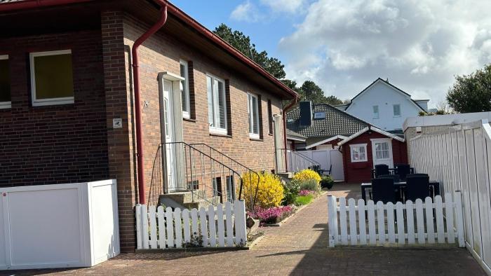 Strandnahe Souterrain-Ferienwohnung Haus Sonneneck 3
