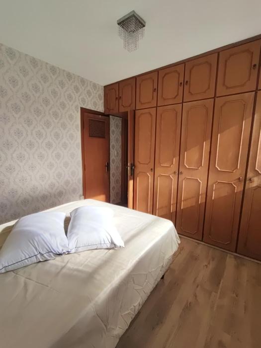 Apto Centro com estacionamento