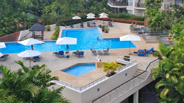 One bed Apartment Nai Yang