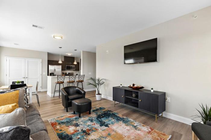 City Views 1BR Free-Parking- Easy NYC Access