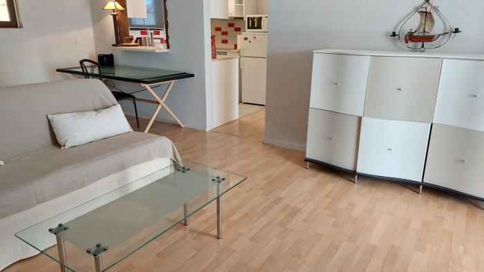 COZY Apt BY THE SEA AT VOULIAGMENI