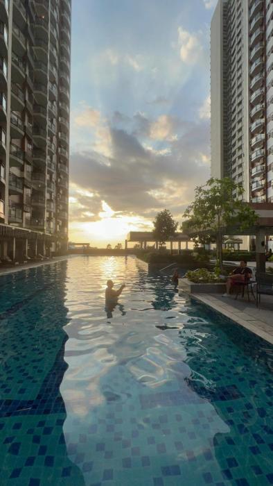 Manila bay best staycation