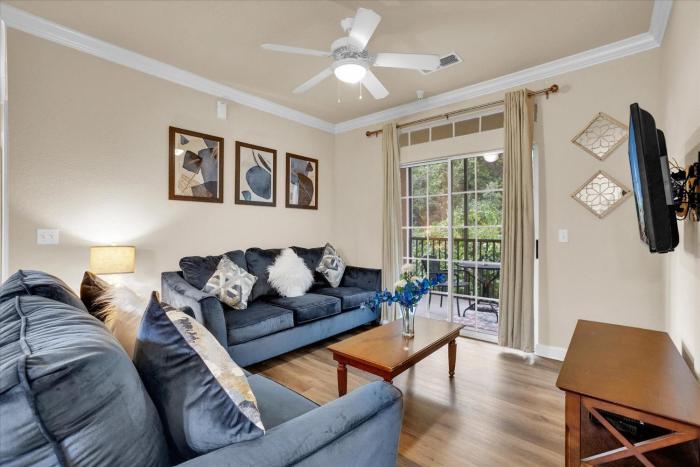 Tuscana Resort 3 Bedroom Condo Clubhouse Access 8 miles to Disney