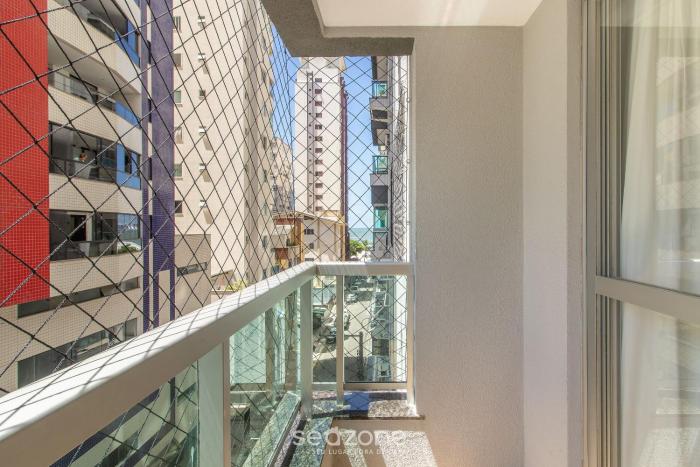 Apto 3Q c varanda a 100m da Praia em BC EVZ0601