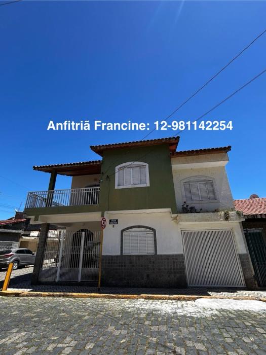 Apto 1 com varanda em Aparecida 5min do Santuário Nacional