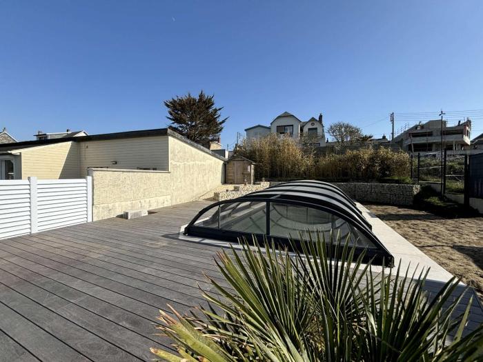 Villa à 150m de la plage avec piscine et WiFi gratuit - FR-1-361-8