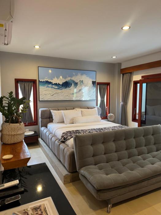 Uluwatu Stays Deluxe Room #8