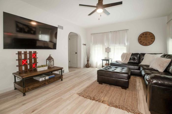 Nice East Side 3BR 2BA WIFI SMART TV