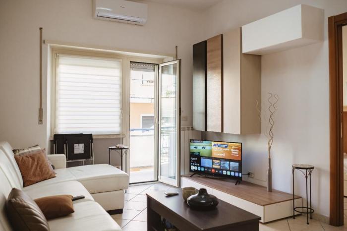 Two Bedroom Appartment - 3 min Metro Conca DOro by ORPI RENT