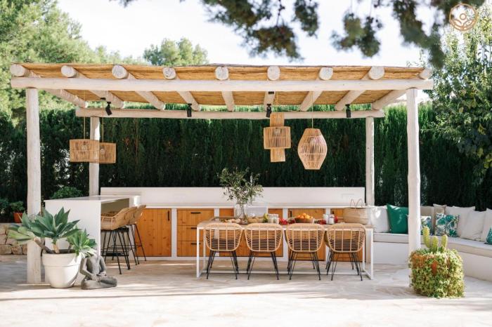 Naranja - By Almarina Villas