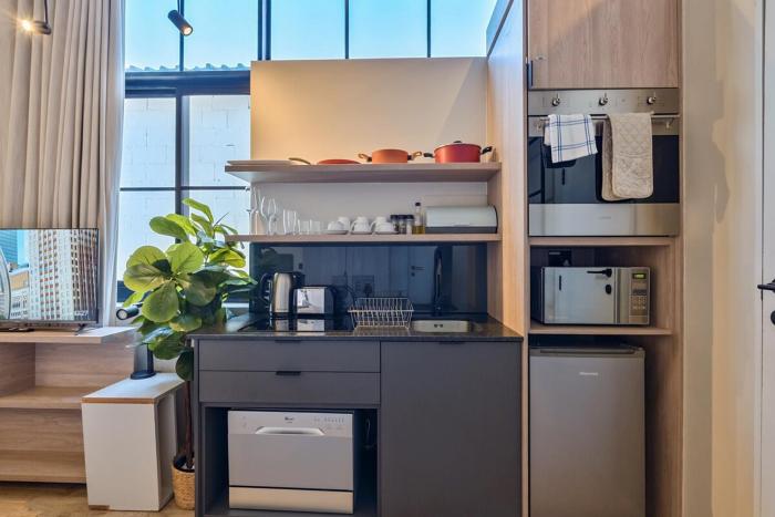 Luxury Petite Studio