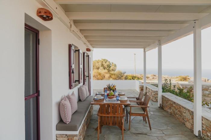 Onar Sifnos Traditional Villa