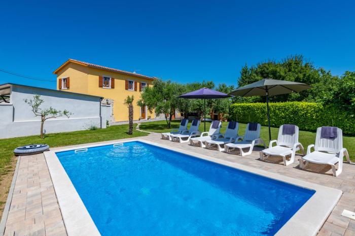 Vila Rimanici, a wonderful and sunny pet friendly villa