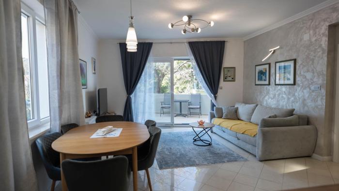 Luxury Apartment Gina with a terrace