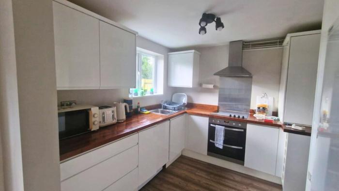 Contractor Stay - 4-Bedroom Home in Chester