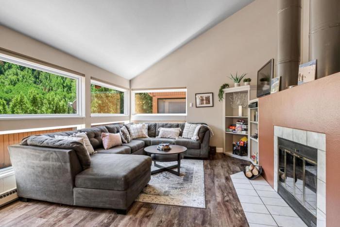 Family Vacation Home Hot Tub Pool Free Village Bus