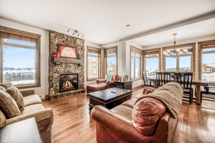 Southpoint 25 Two Bdrm Ski In Out w Hot Tub