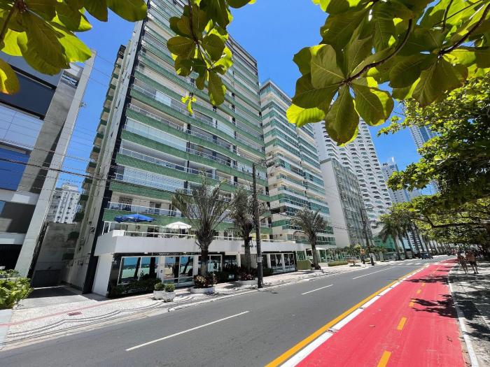 APT 401 Frente Mar Roda Gigante 3 quartos