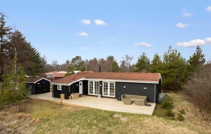 Cozy Home In Ålbæk With Wifi