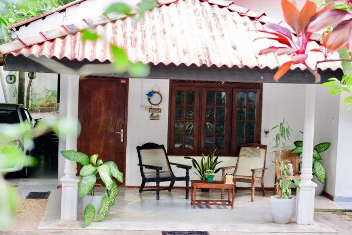 The Golden Sand Villa in Unawatuna