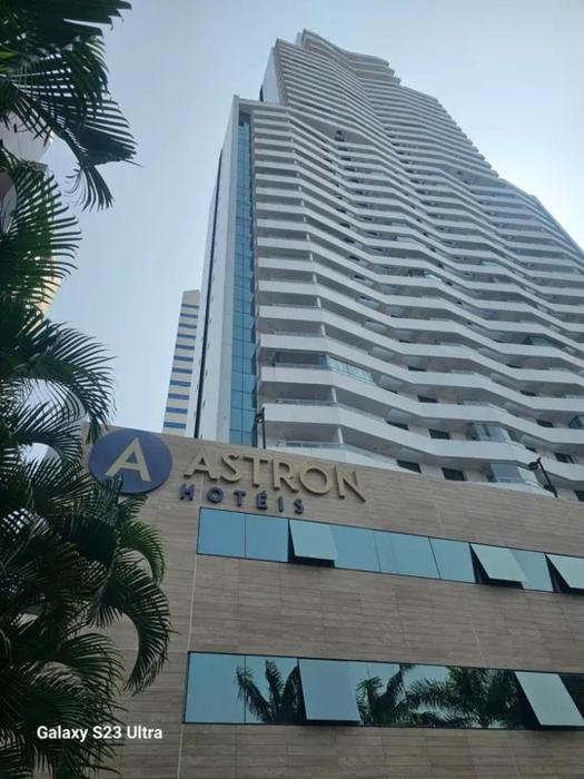 Bahia Astron Mundial Hotel Flats